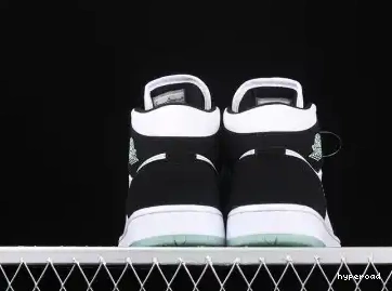 Hyperoad TINT AIR BLACK (GS) TEAL JORDAN 1 MID WHITE 0426
